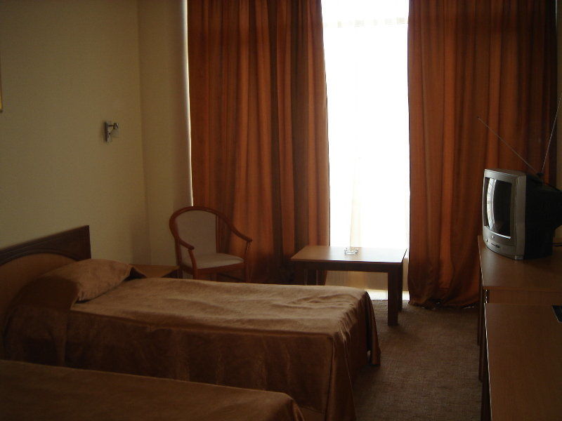 Optima Odesa Hotel Exterior photo