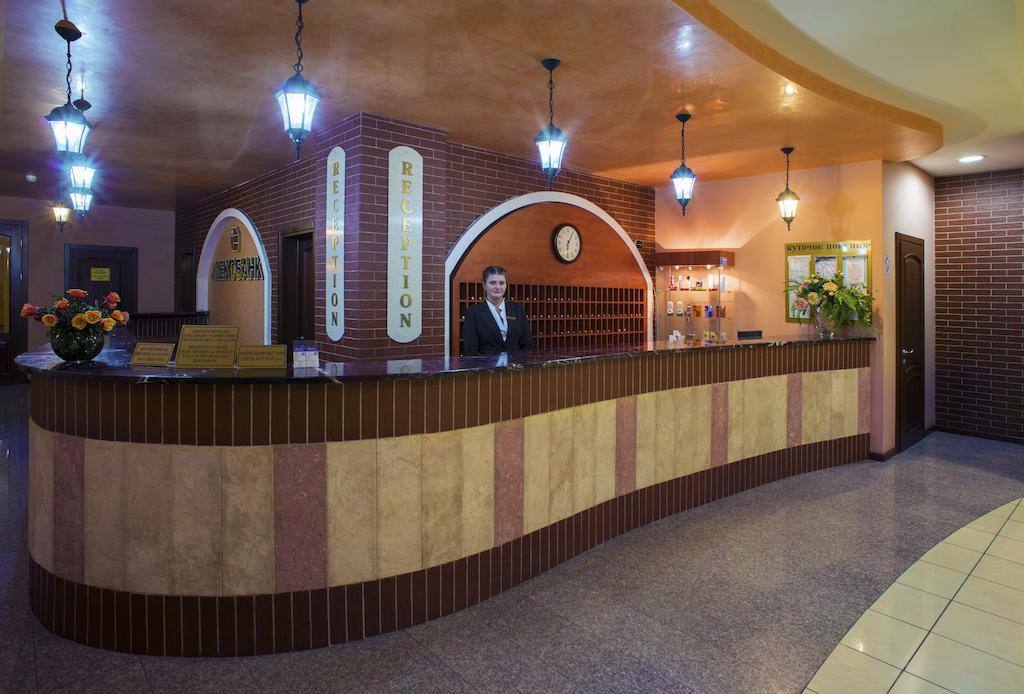 Optima Odesa Hotel Exterior photo